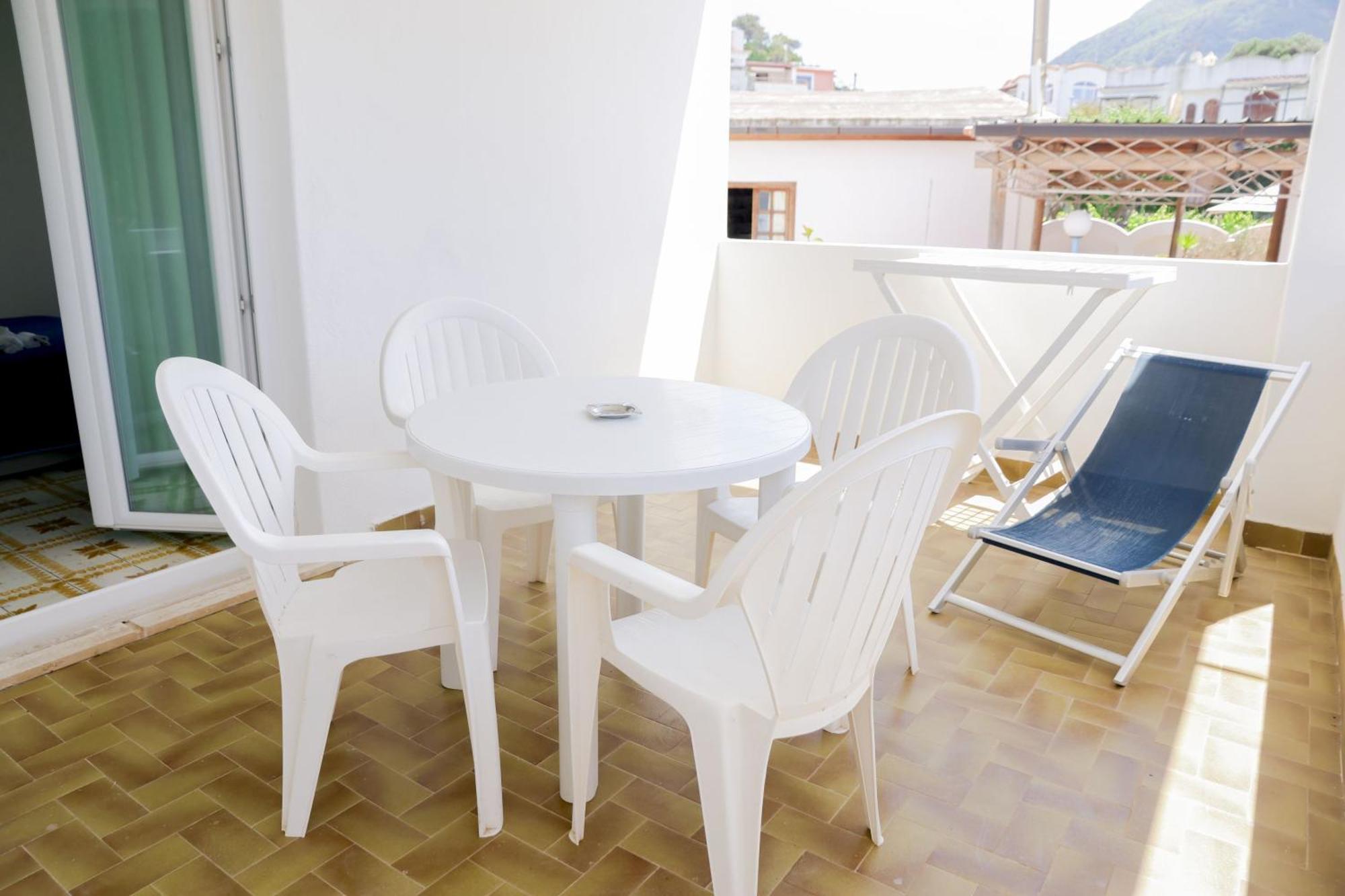 Hotel Cesotta Forio  Bagian luar foto
