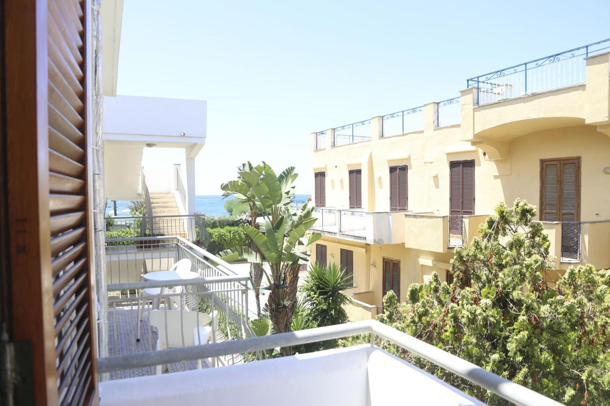Hotel Cesotta Forio  Bagian luar foto